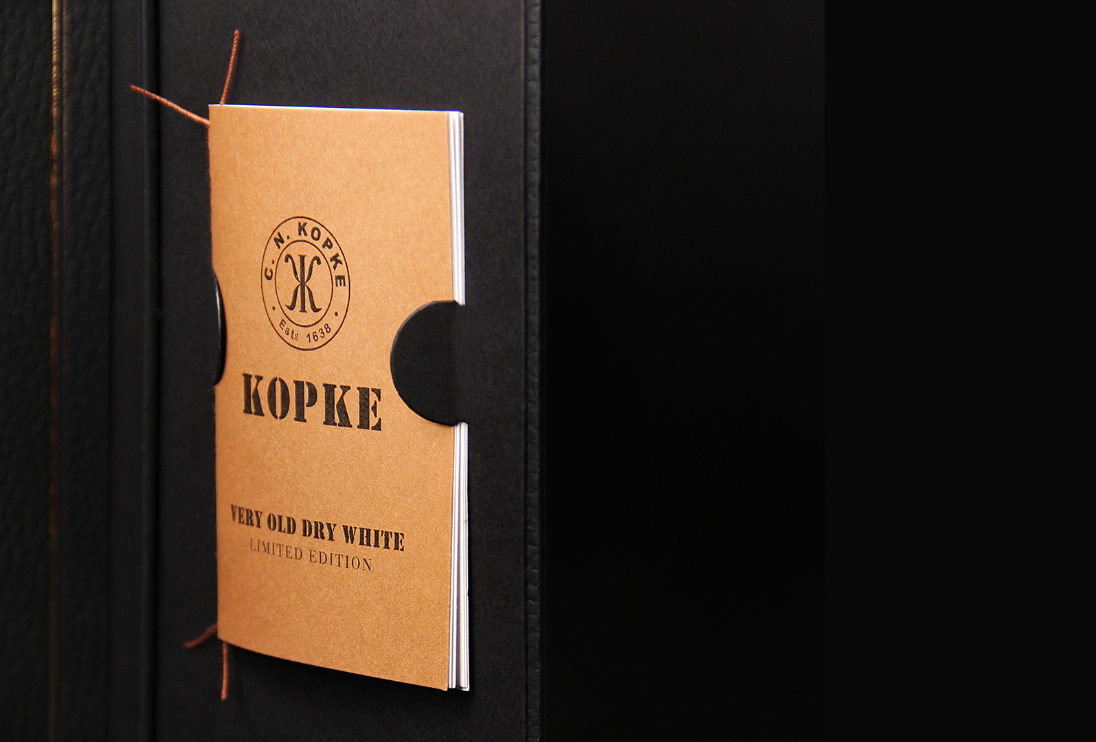 Kopke-Dry-White-Special_Omdesign_06.jpg