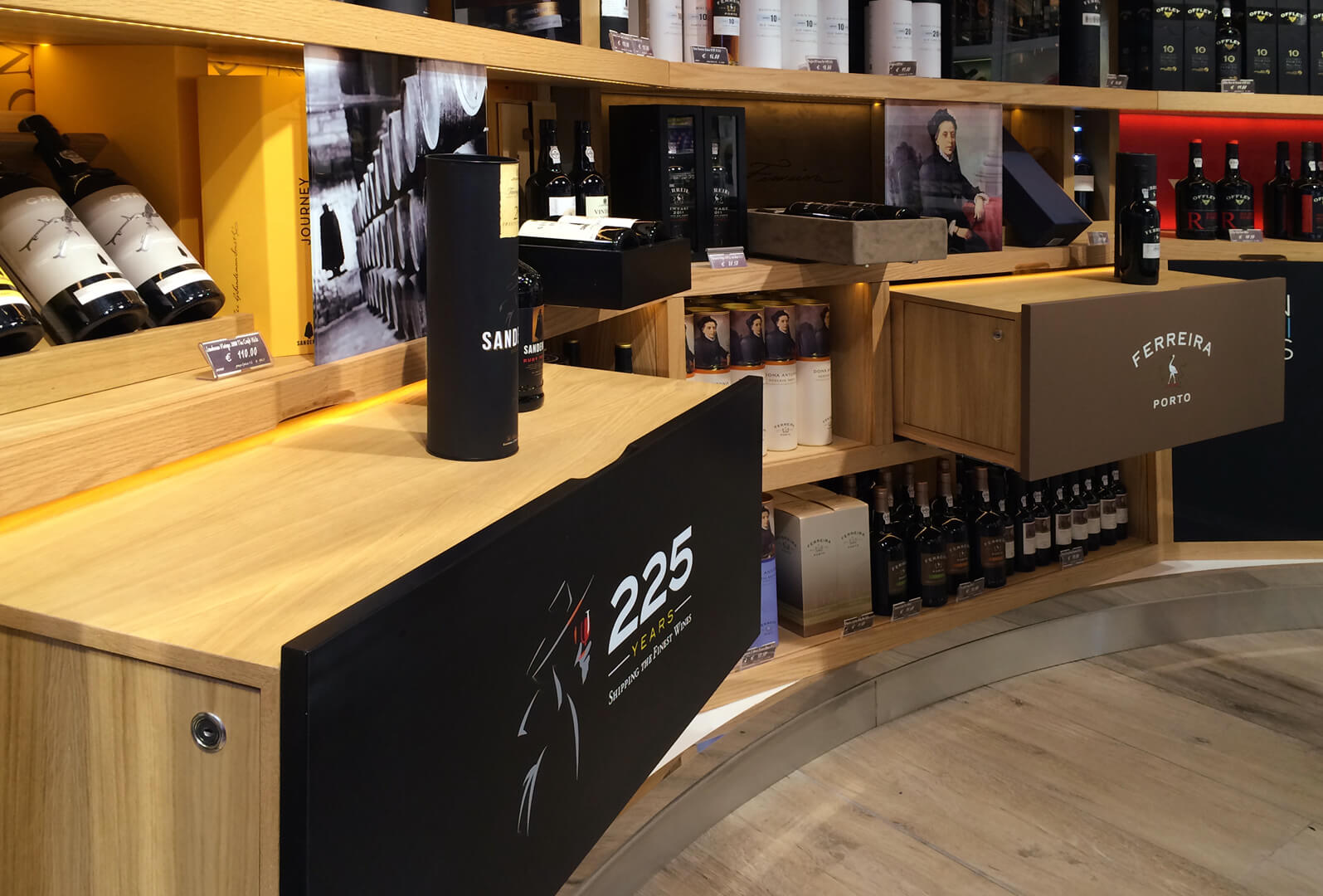 P2_Duty-free shop Sogrape Wines