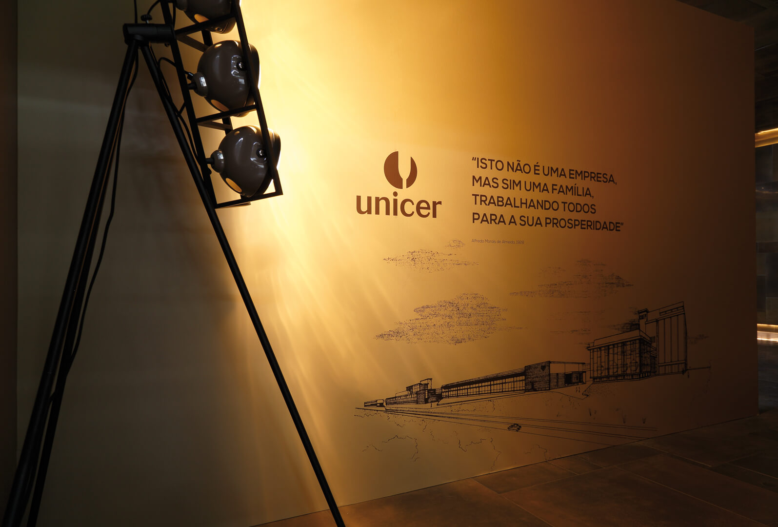 P1_Identidad e Expo 125 Años