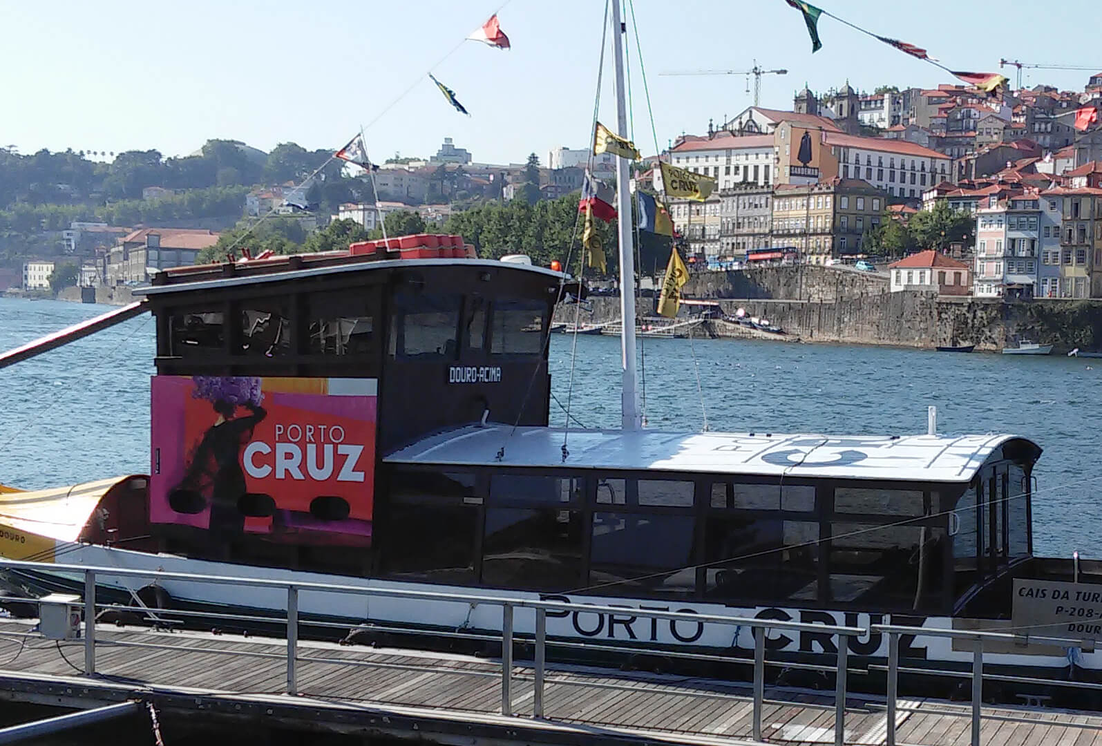 P1_Boat Decoration Porto Cruz